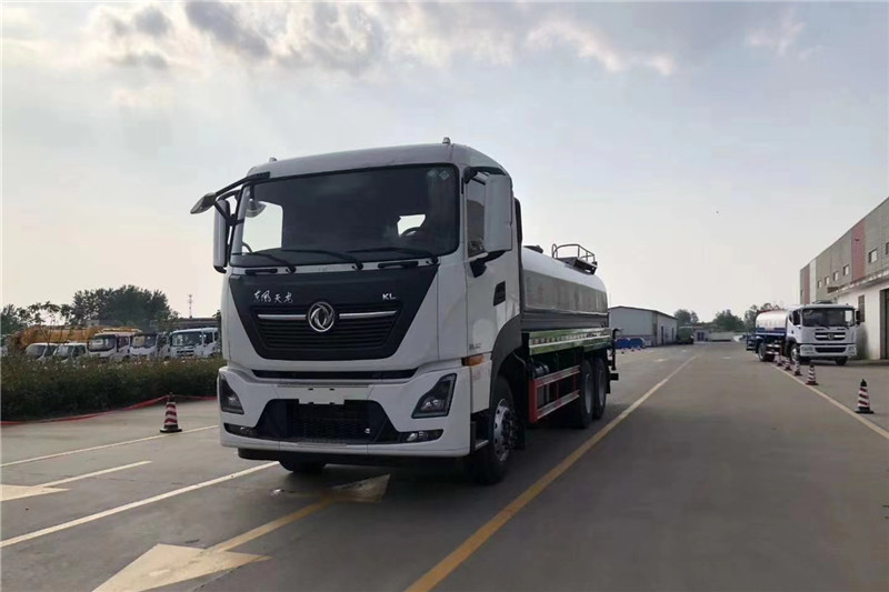 國六東風天龍后八輪18噸噴霧車/30米-40米霧炮